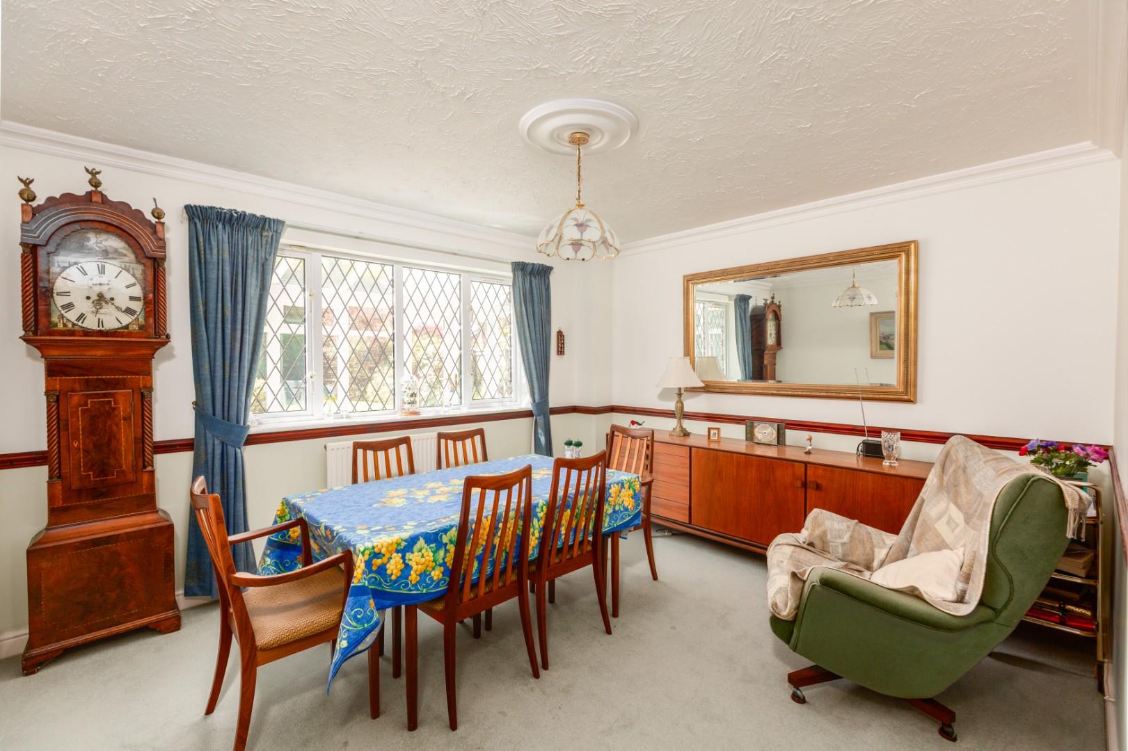 Ffordd Draenen Ddu, West Cross, Newton, Swansea, SA3 5RP